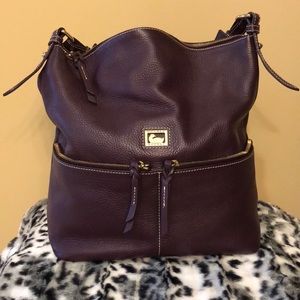 👜 Dooney and Bourke Bag